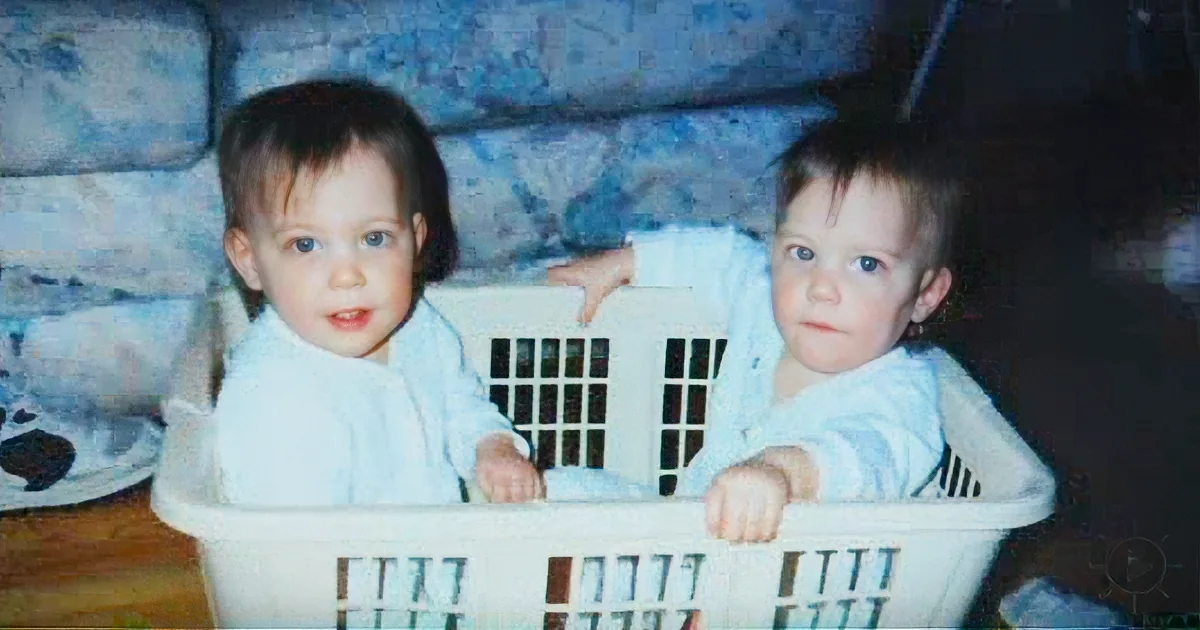One of the Tiny Twins Was in Real Trouble Until the Nurse Broke the Rules