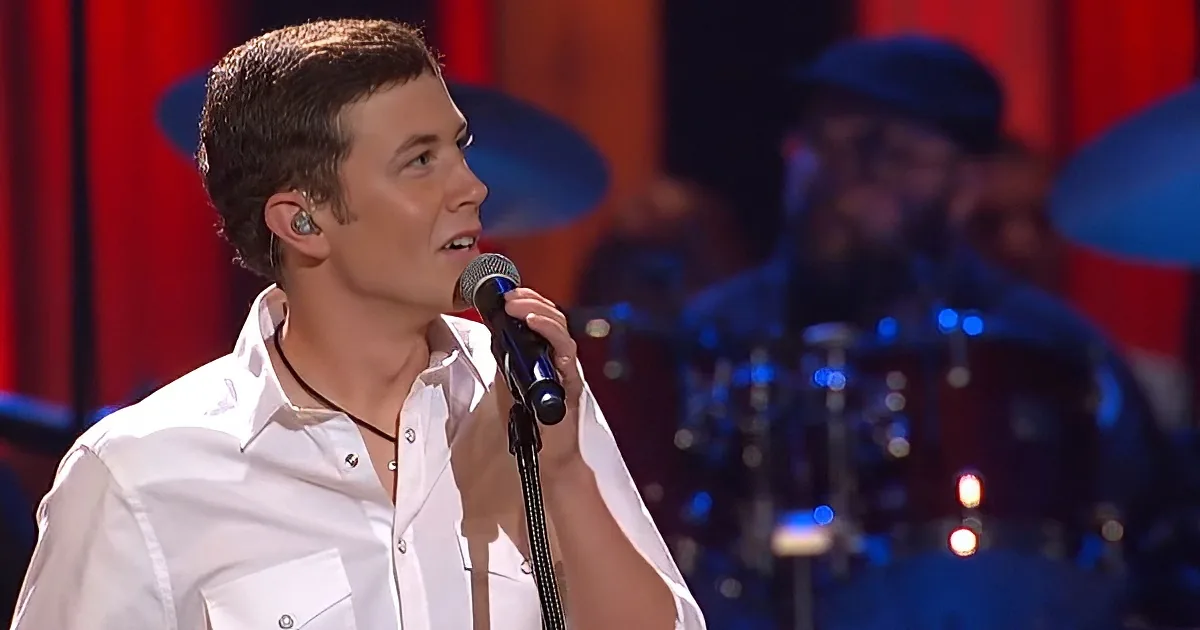 Scotty McCreery Sings ''The Dance'' for Everyone Who''s Loved Someone