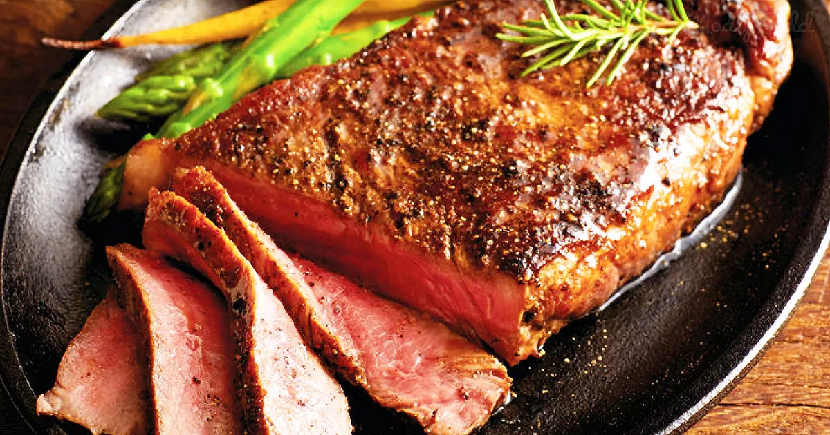 How to Prepare Perfect Steaks in a Cast Iron Skillet (There''s 1 Secret You Probably Don''t Know)