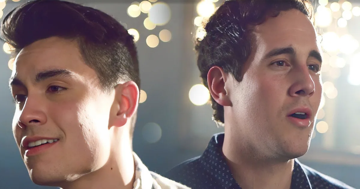 This Shouldn't Work, but It Does! Two Men Sing Different Hit Songs at the Same Time and It Sounds Simply Amazing!