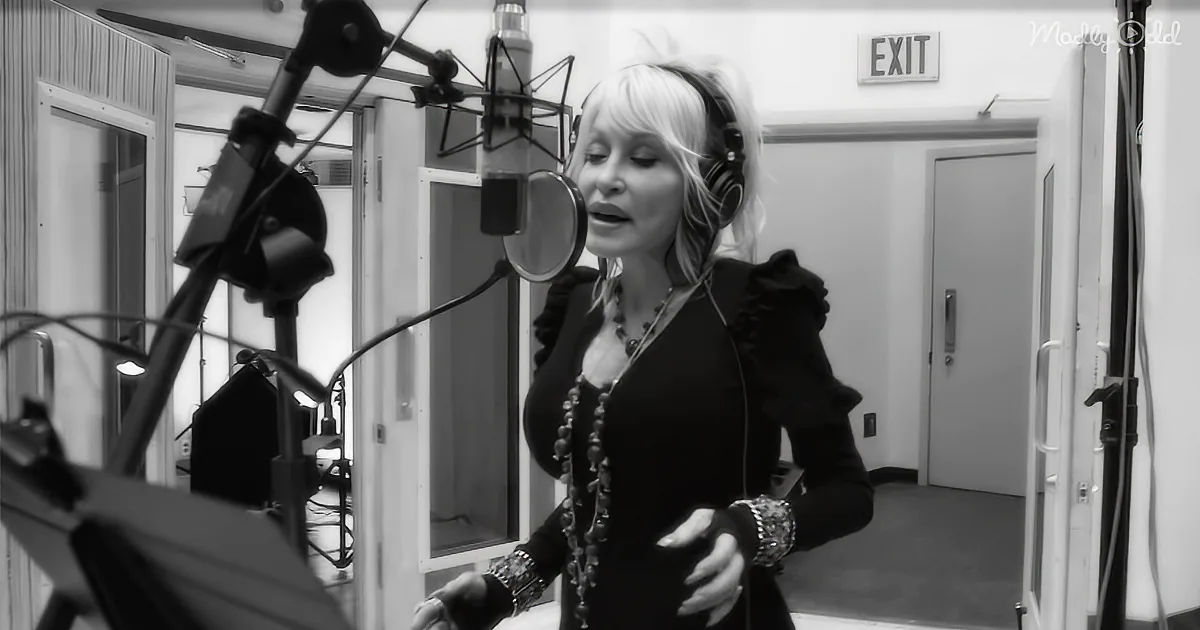 Dolly Parton Sings a Haunting Rendition of ''Jolene" That Sends Shivers Down Your Spine