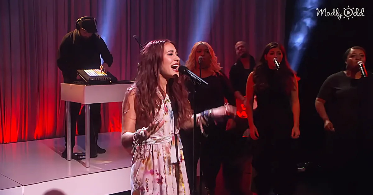 Christian Singer Lauren Daigle Stuns ''Ellen Show'' Fans With Her Surprising Performance