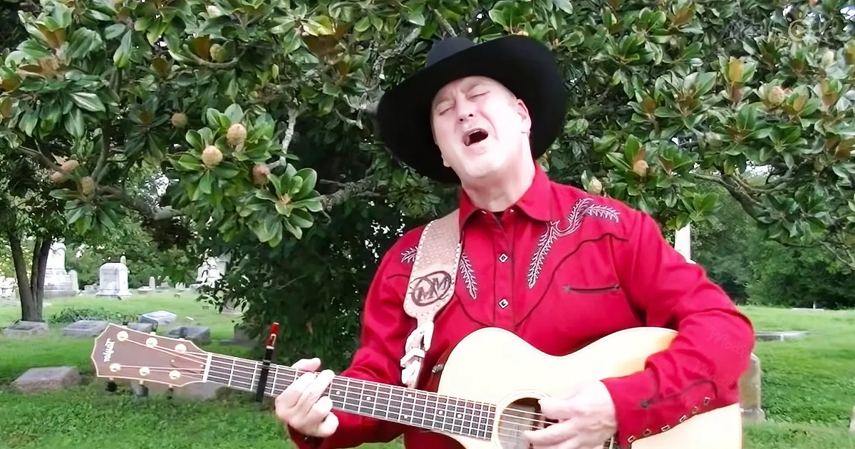 Mike Manuel Performs 'Phone in Heaven' for His Mother