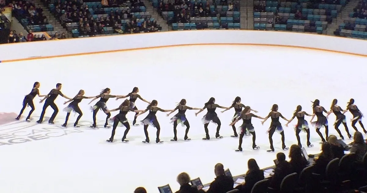 Synchronized Ice-Skaters Deliver Jaw-Dropping Performance to Queen''s ''Bohemian Rhapsody''