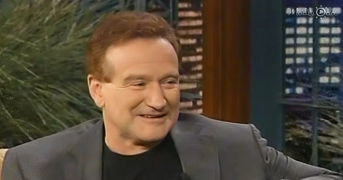 Robin Williams Does Super Hilarious Voices on the Tonight Show