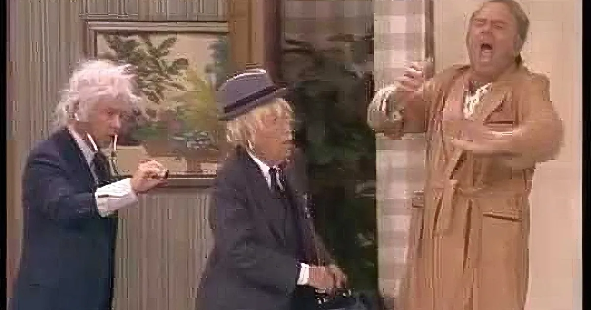 Harvey Korman Loses It to Tim Conway''s Hilarious Improv