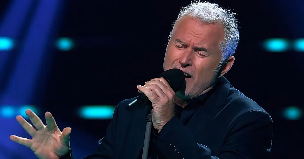 Phil Bee Nails ''When a Man Loves a Woman'' on ''The Voice Senior''
