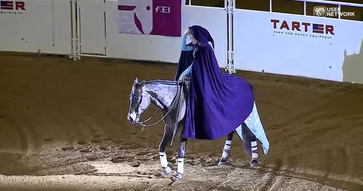 Horse and Rider Perform to Frozen's 'Let It Go'