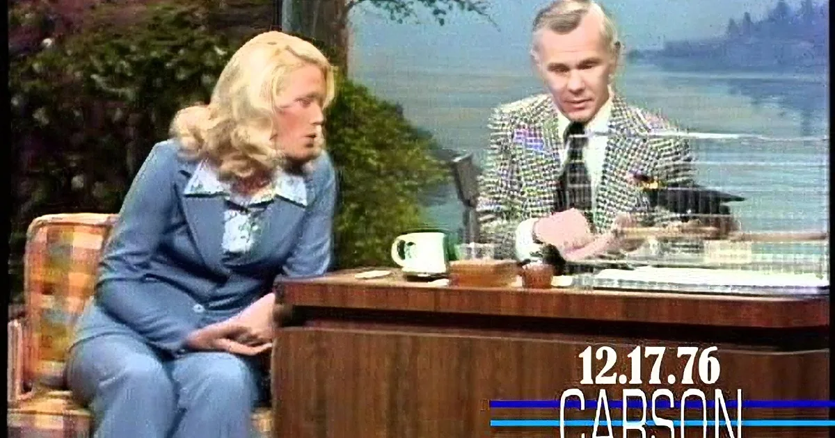 Johnny Carson Has a Laugh With Sassy Talking Bird on ''The Tonight Show''
