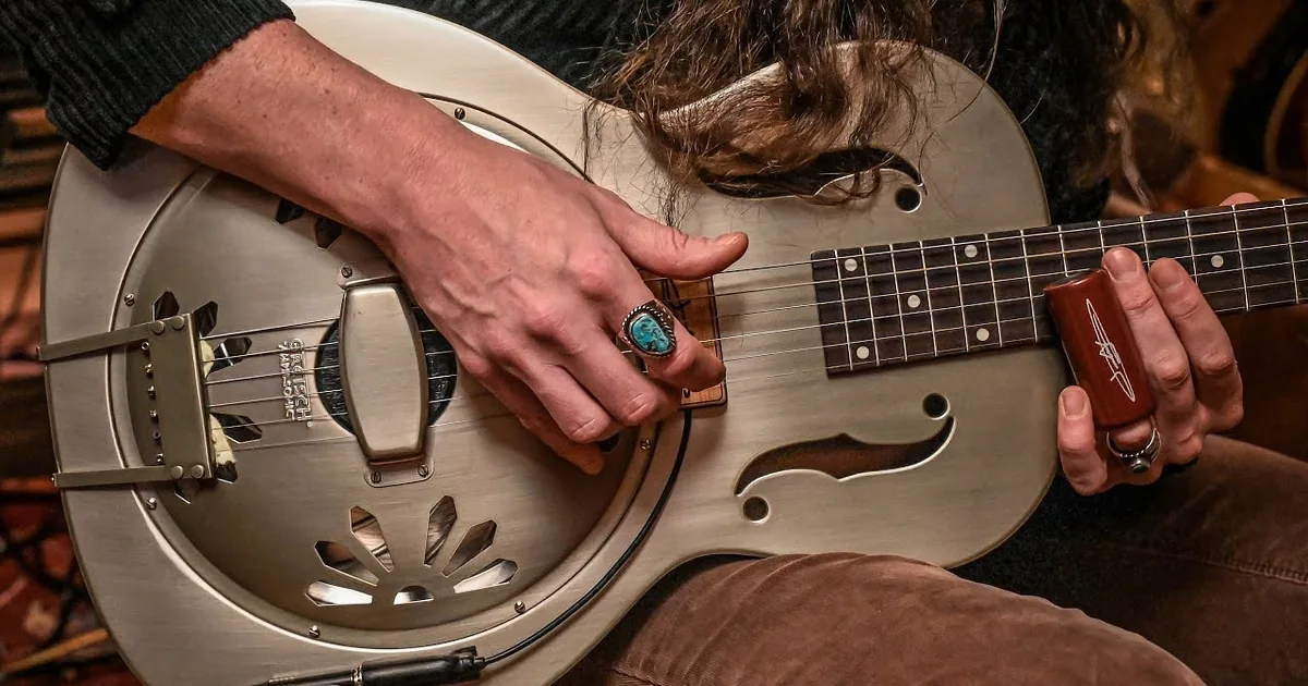 Man Gives Zz Top''s ''Sharp Dressed Man'' a Delta Blues Makeover