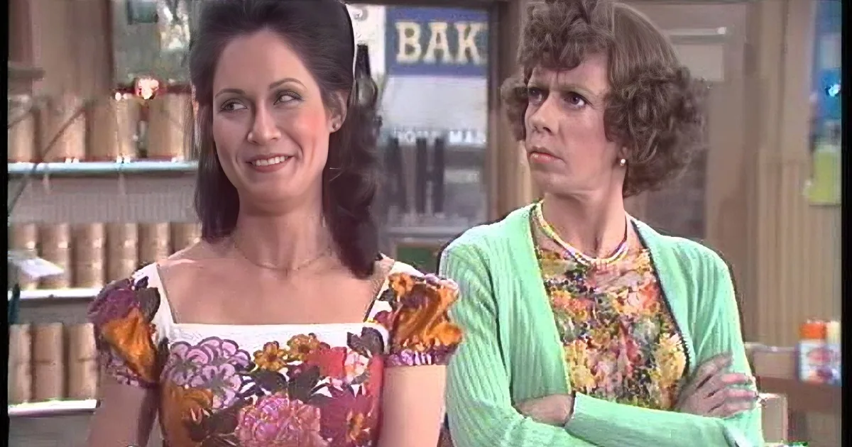Tim Conway Makes Vicki Lawrence Break Character on ''The Carol Burnett Show''