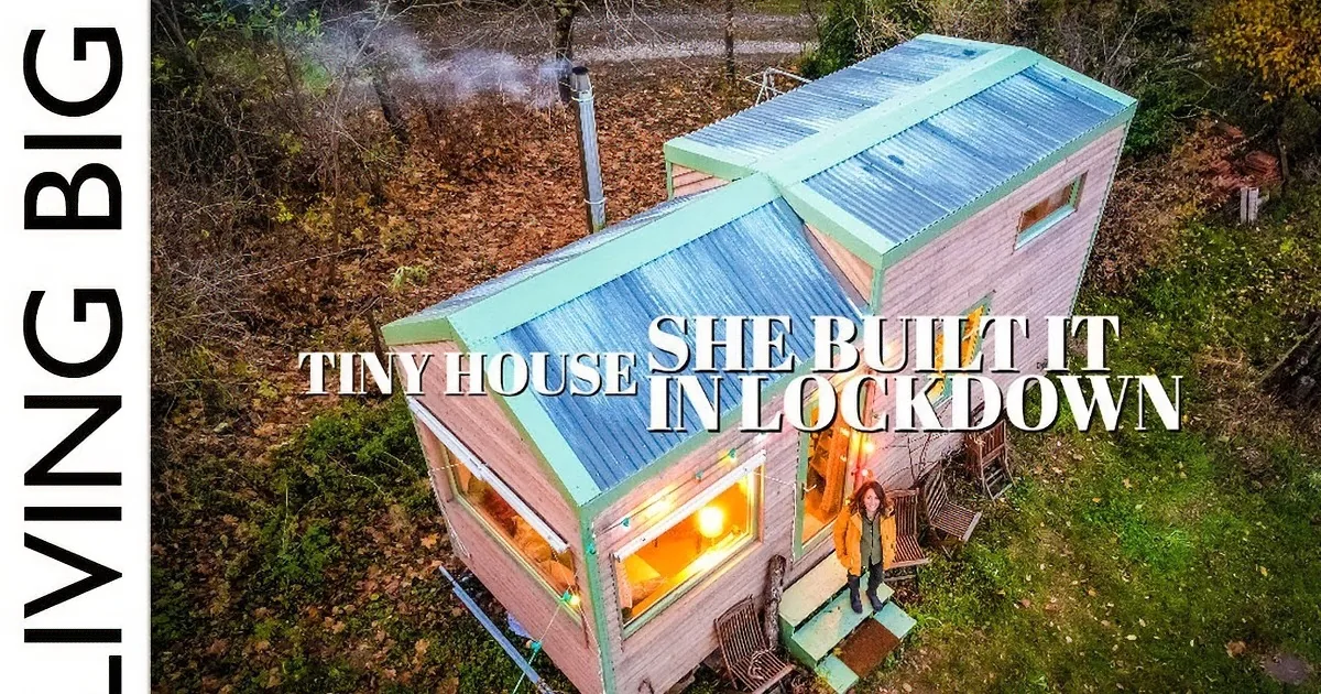 Incredible Woman Builds Tiny House for Herself in the Countryside
