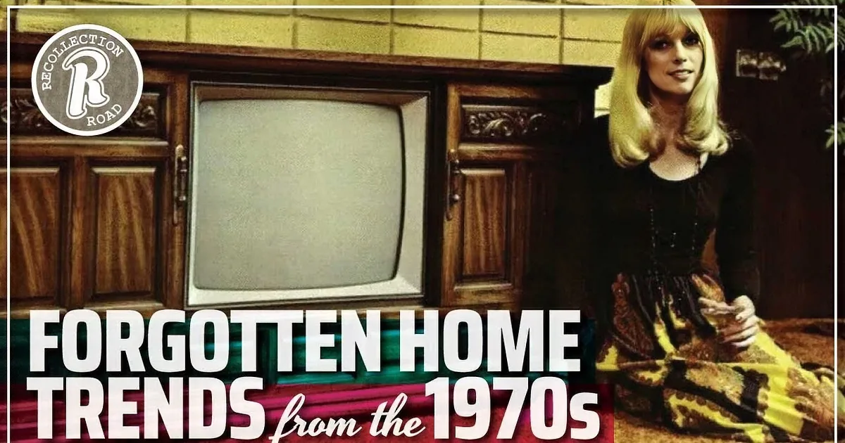An old Magnavox television set with a wooden cabinet and a blank screen.