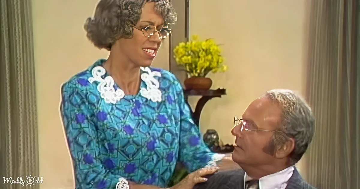 Carol Burnett & Harvey Korman''s Hilarious Skit on ''Invisible Son'' Will Have You Howling With Laughter