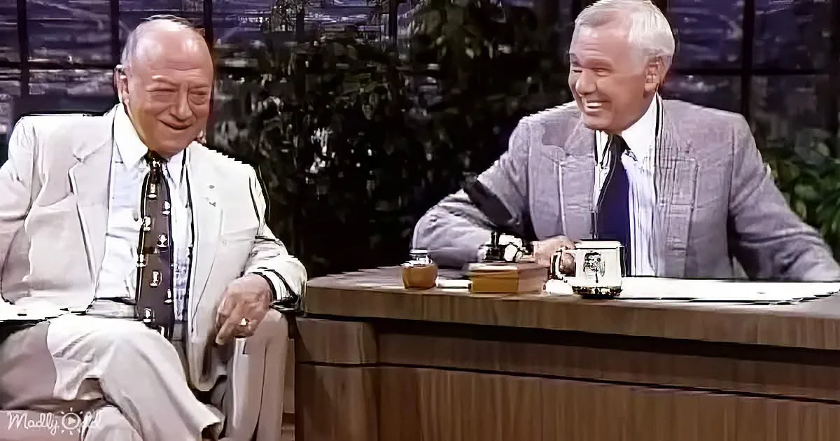''Nostalgia and Laughter: Mel Blanc''s Looney Tunes Voices on Johnny Carson''