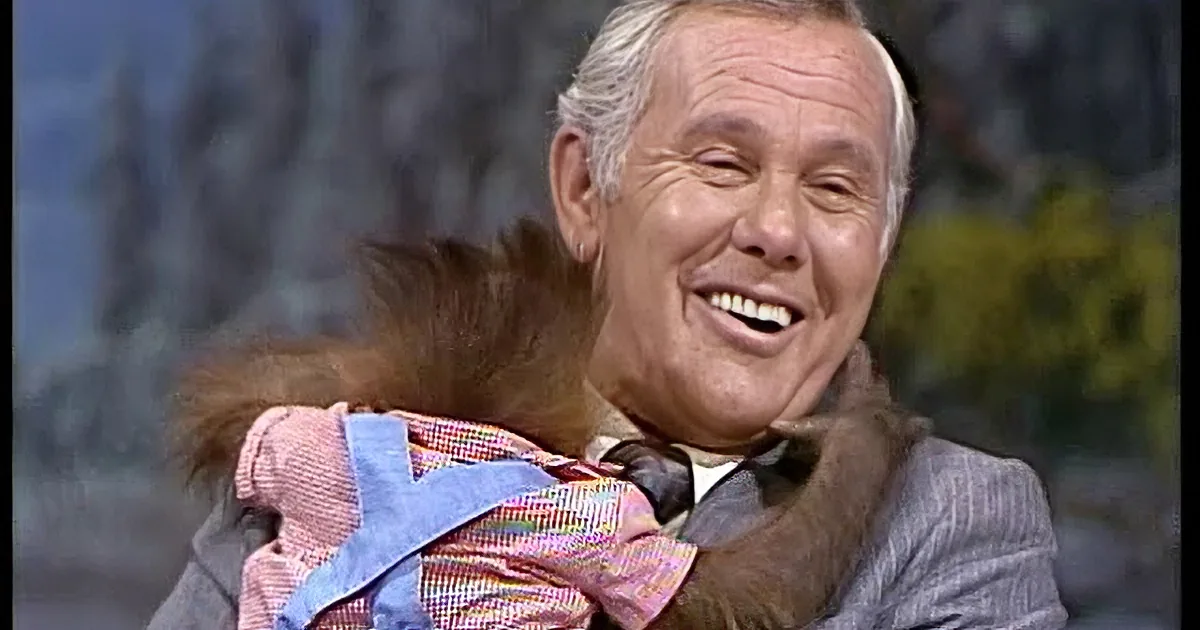 When a Baby Orangutan Hugs Johnny Carson: This Heartwarming Moment Will Melt Your Heart